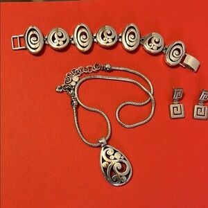 Elegant Silver Jewelry Set